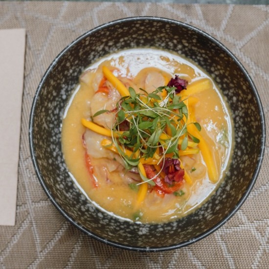 Ceviche de pescado fresco con aliño de cítricos