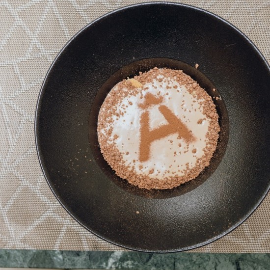Cremoso tiramisú con café del Valle de Agaete y galletas
