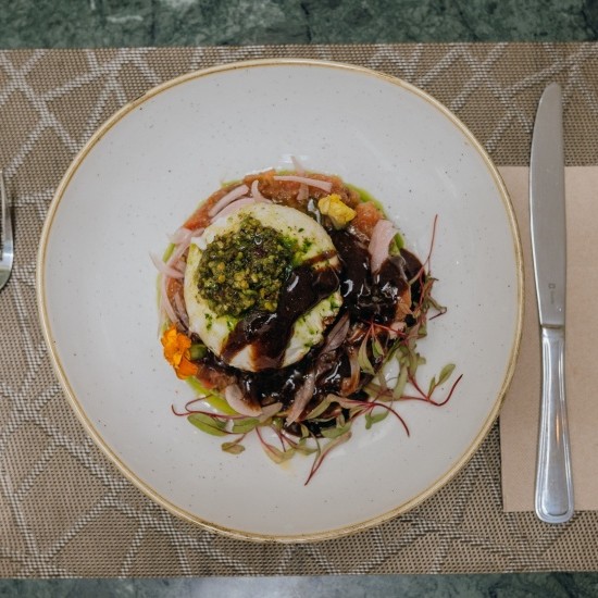 Ensalada de Burrata de Canarias